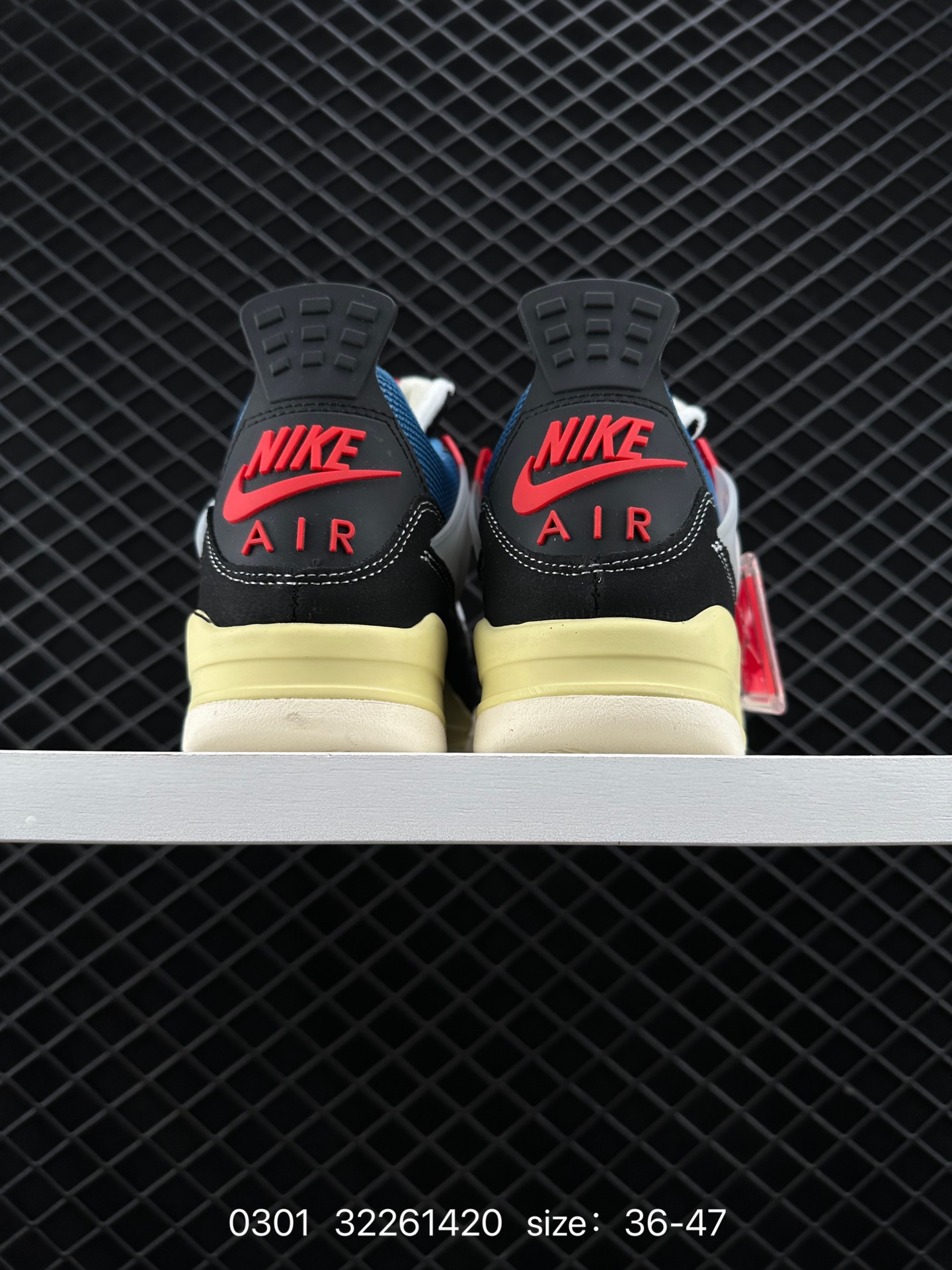 Nike Air Jordan 4 Retro OG”Fire Red“